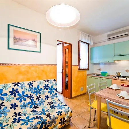 In 24426 Apartment *